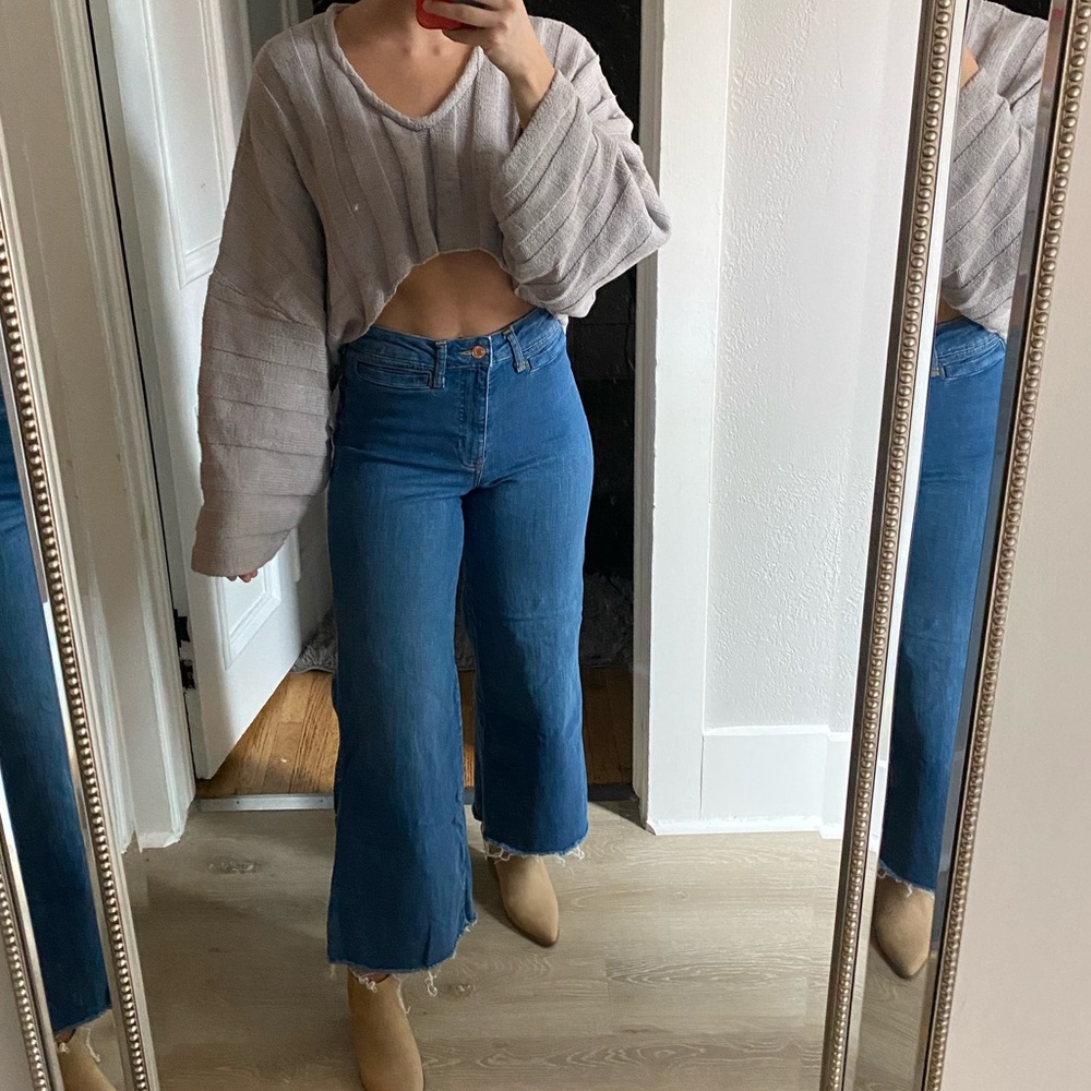 Cropped batwing sweater
